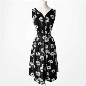 Talbots Black & White Daisy Print Fit & Flare Dress - Size 6, New with Tags